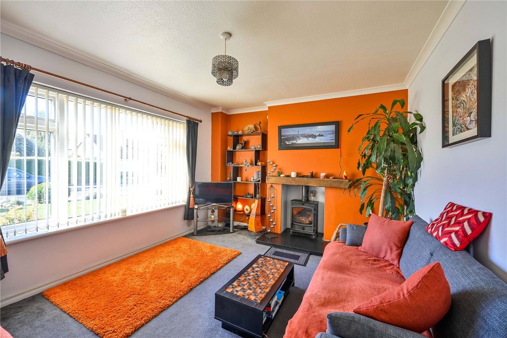 Property photo 3 of 21 Picture No. 27