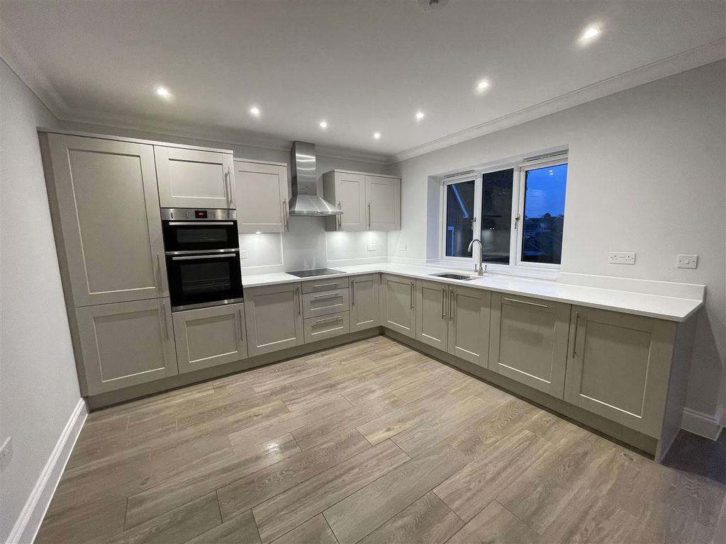 Property photo 3 of 8 Img_9519.Jpeg