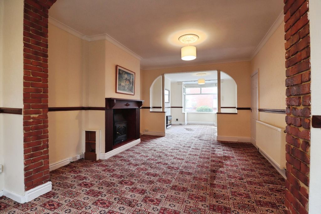 Property photo 2 of 17 Living Room