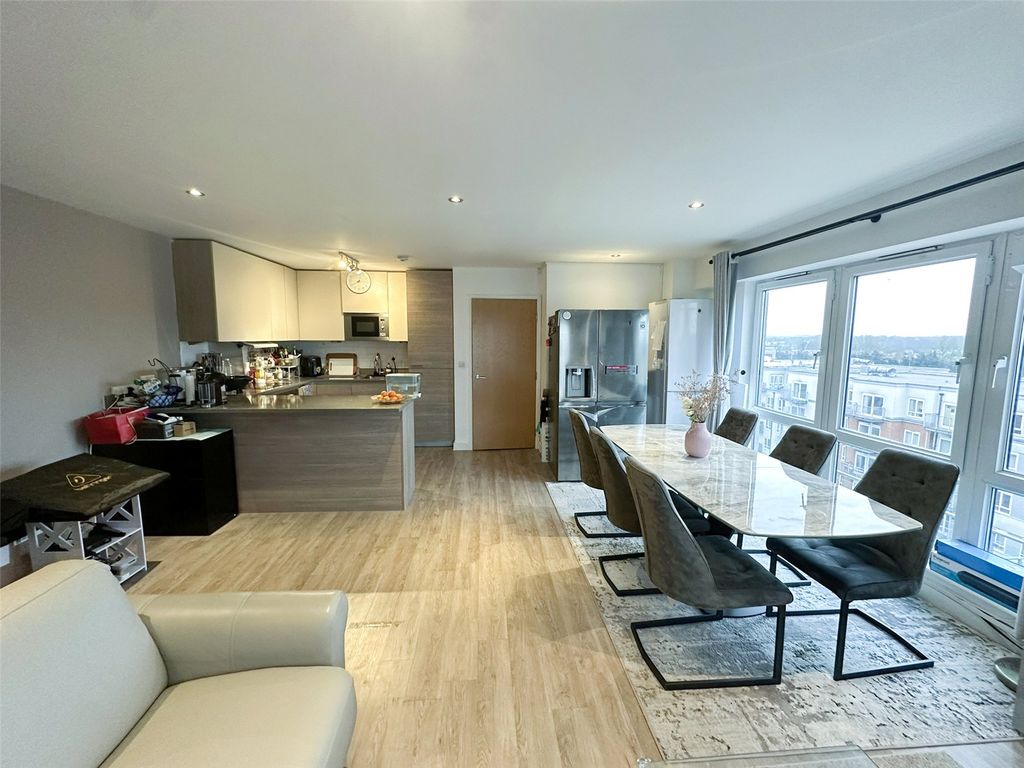Property photo 1 of 27 Picture No. 90