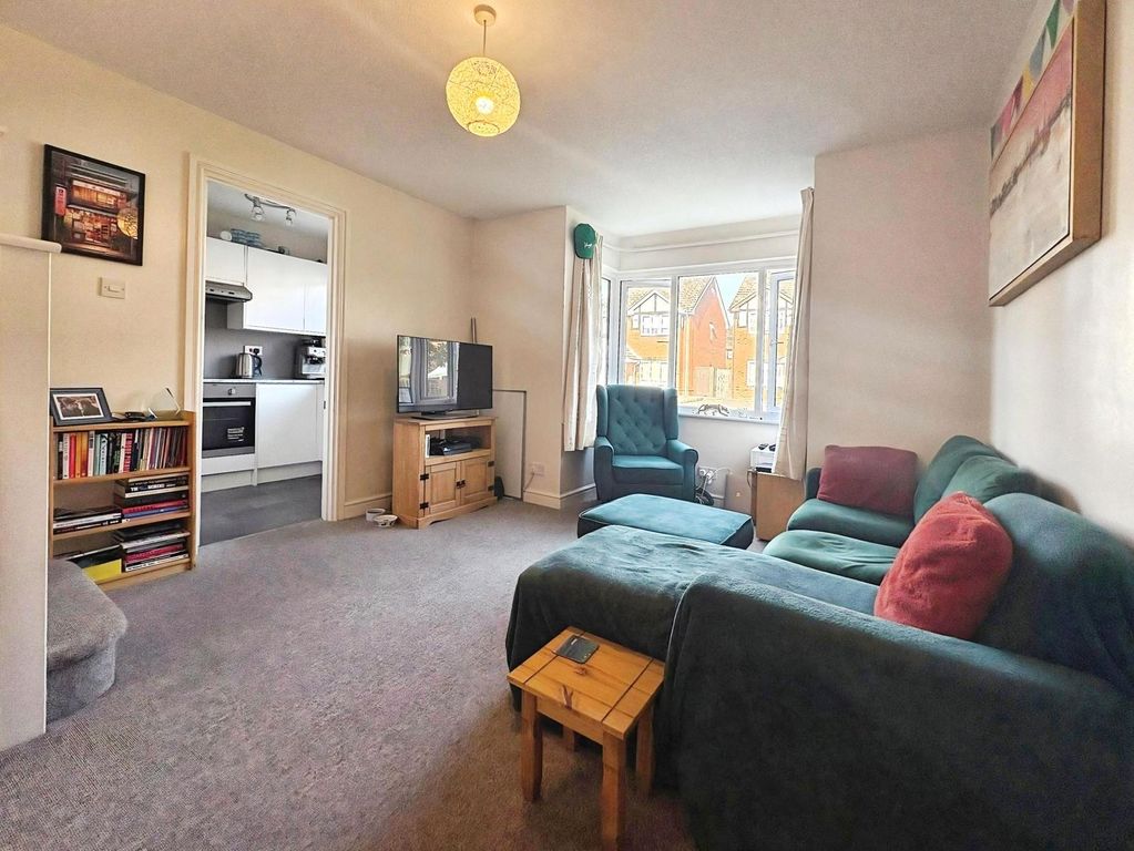 Property photo 2 of 11 Pbox-Img.Jpg