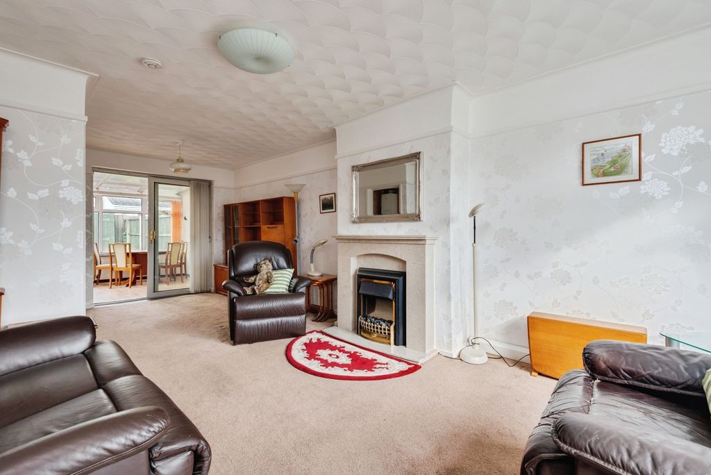 Property photo 2 of 20 Pbox-Img.Jpg