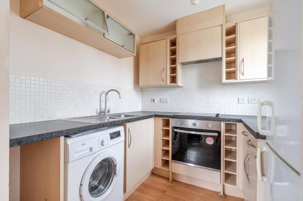 Property photo 2 of 13 Kitchen