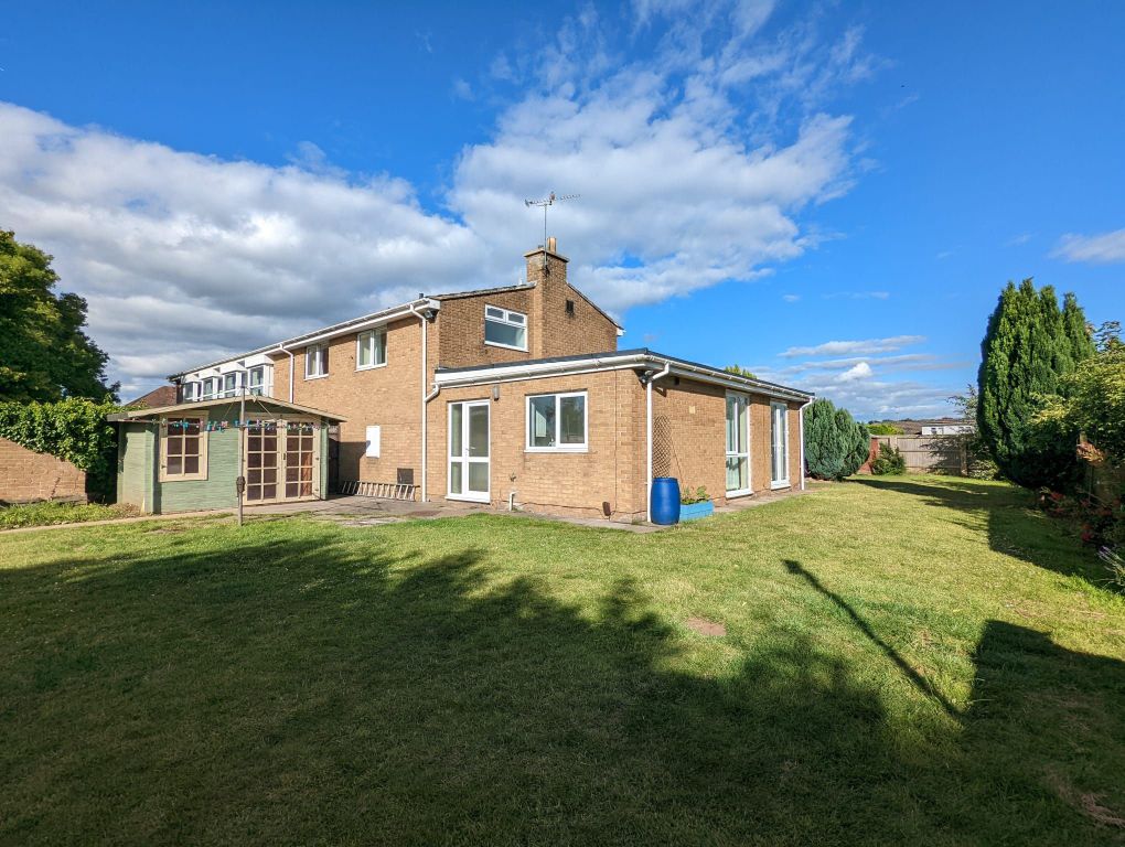 Property photo 1 of 11