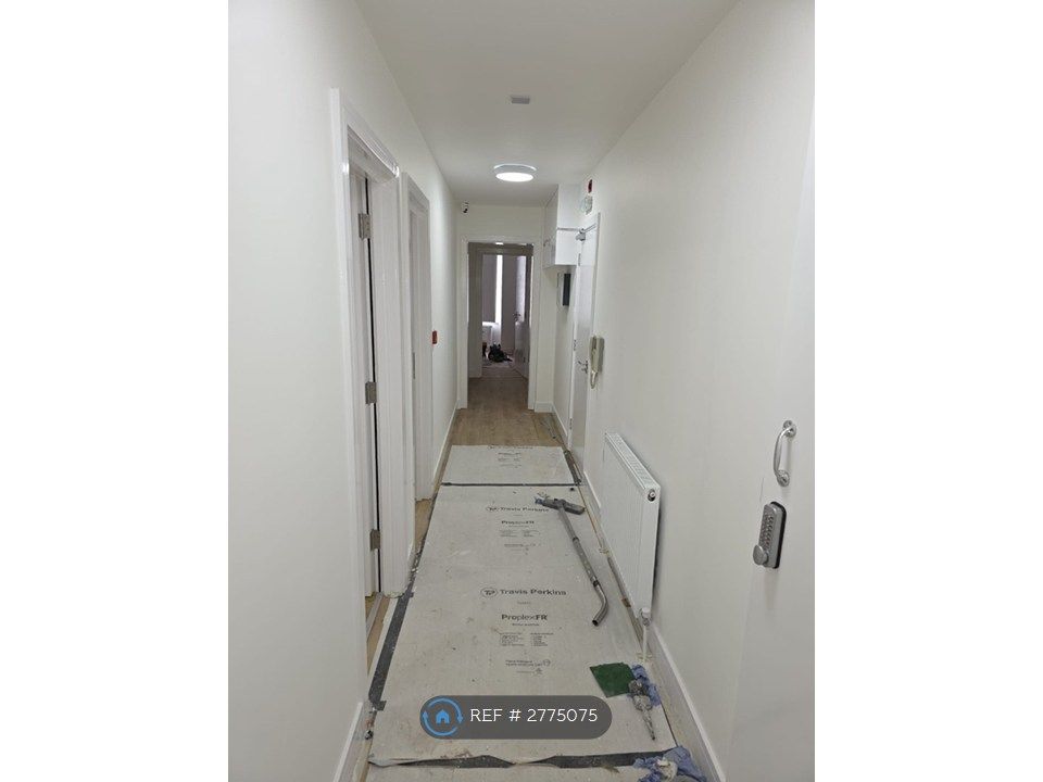 Property photo 1 of 31