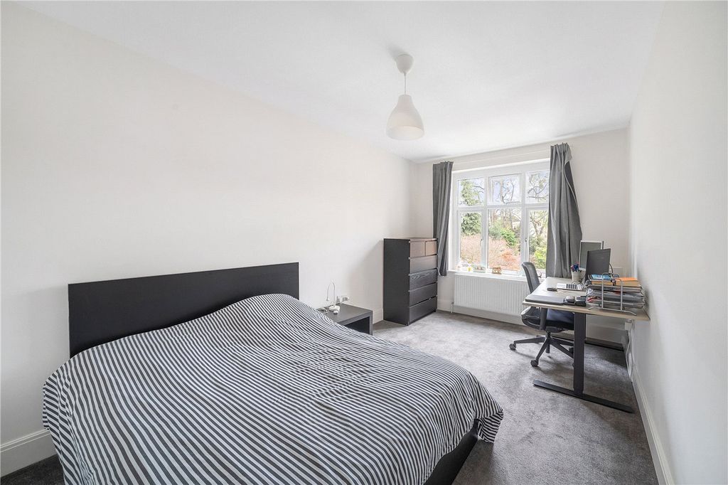 Property photo 3 of 8 Picture No. 21