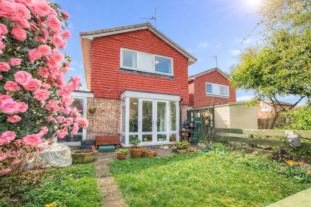 Property photo 2 of 23 7958989A-Ede0-4c53-Bb70-117058d92642.Png