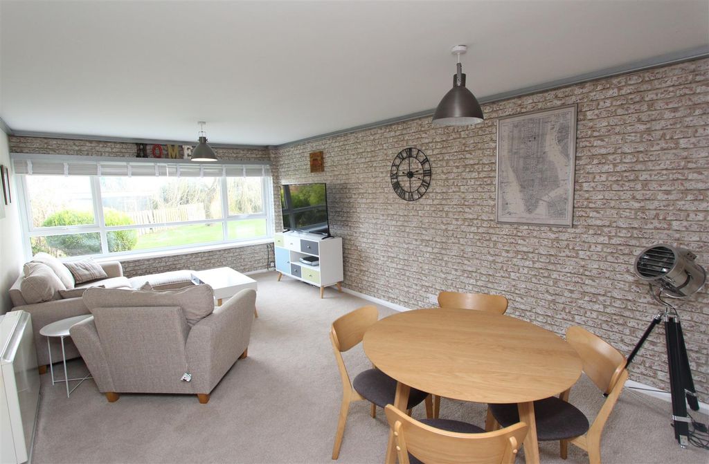 Property photo 2 of 10 Img_6943.Jpg