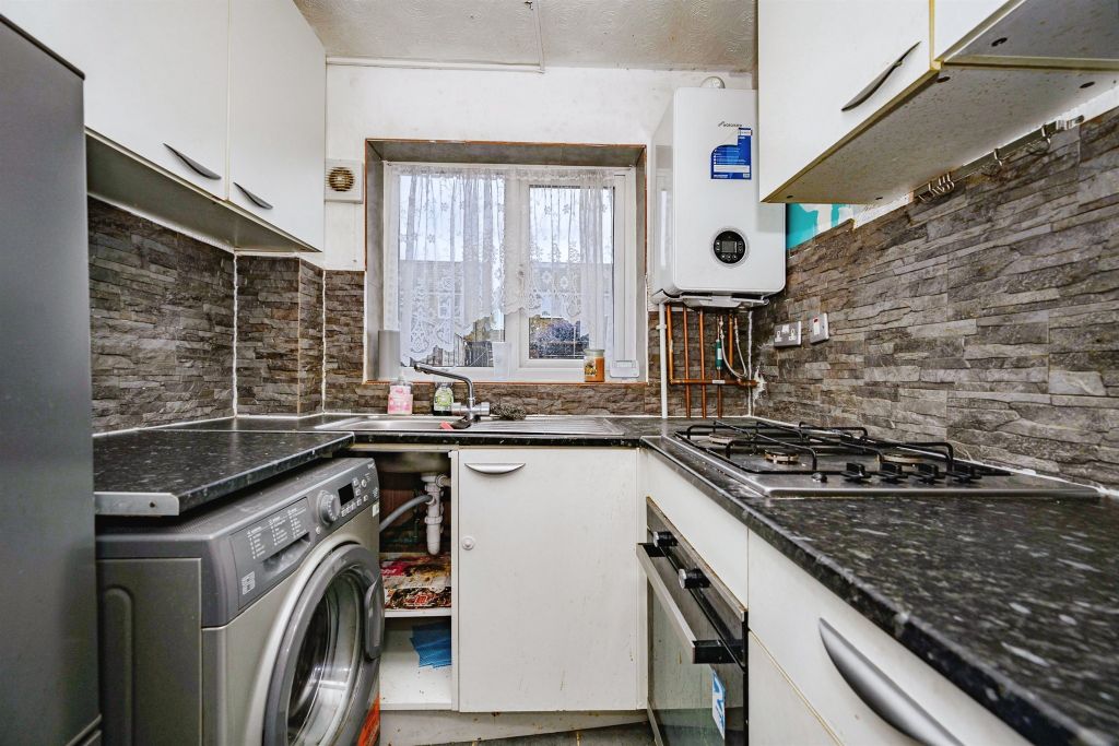 Property photo 3 of 14