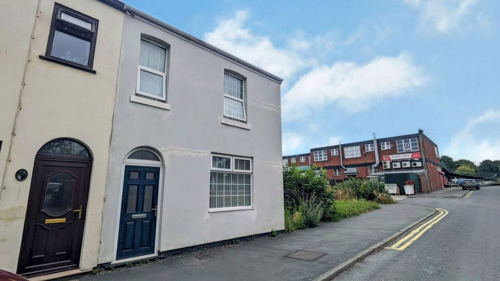 Property photo 1 of 26