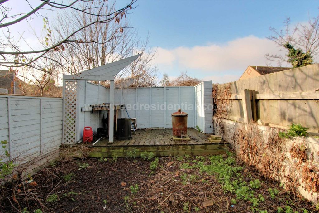 Property photo 3 of 3