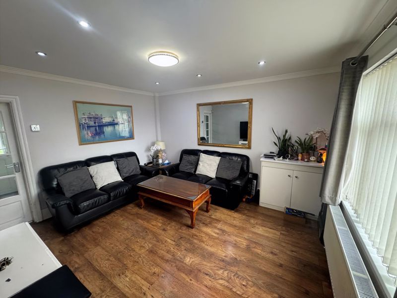 Property photo 2 of 13 Photo 7