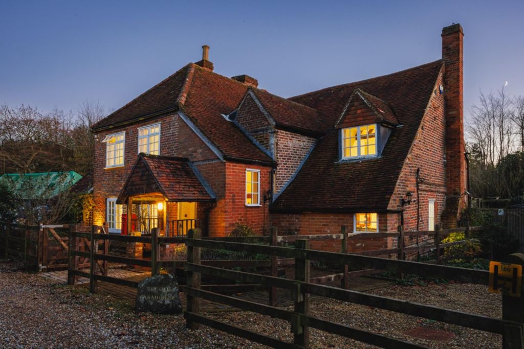 Property photo 1 of 21 Old Farmhouse (41 Of 48).Jpg