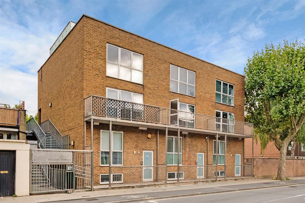 Property photo 1 of 15 54990-Hi-Res (16).Jpg