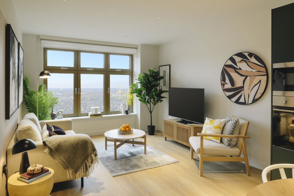 Property photo 1 of 11 The Wiltern Retou...