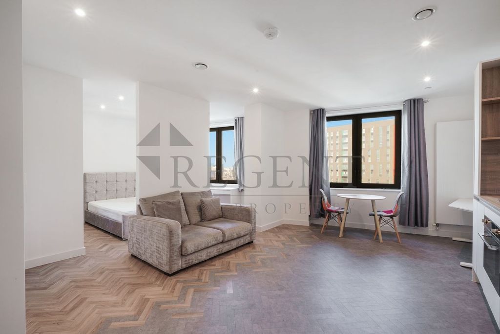 Property photo 1 of 14 (Main)