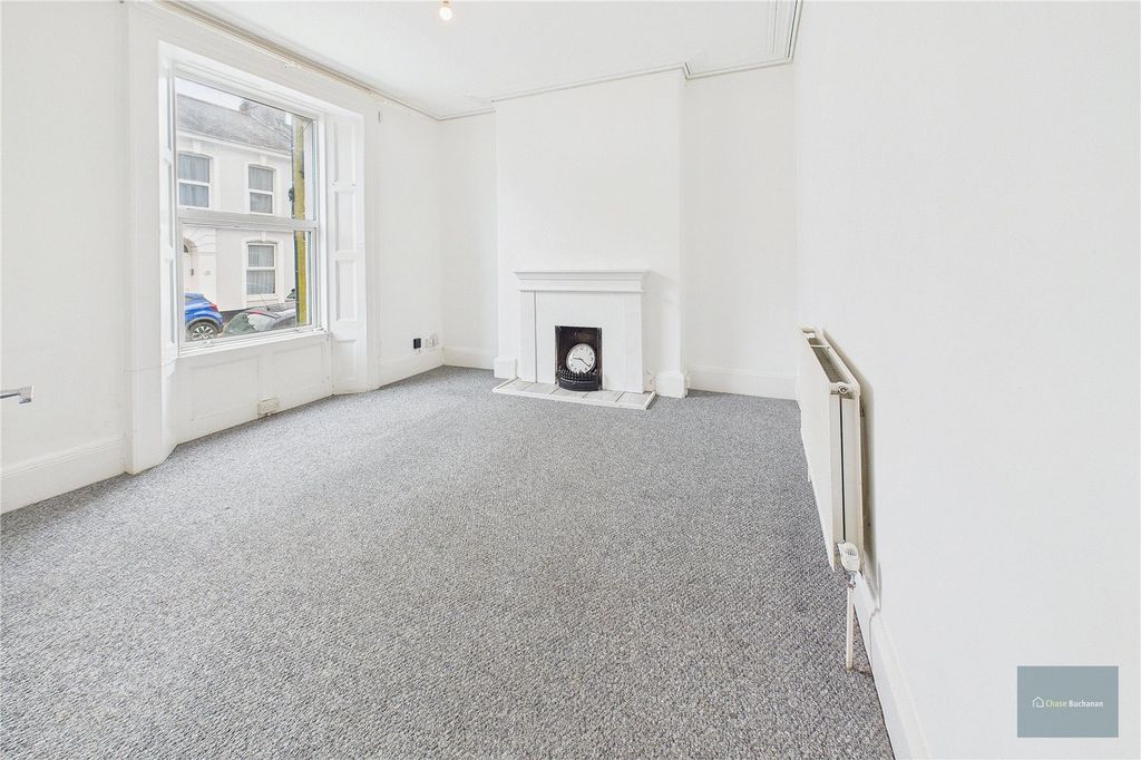 Property photo 2 of 10 Picture No. 02
