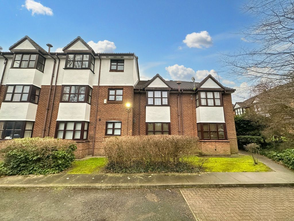 Property photo 1 of 8