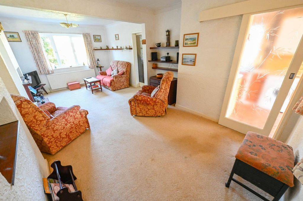 Property photo 2 of 15