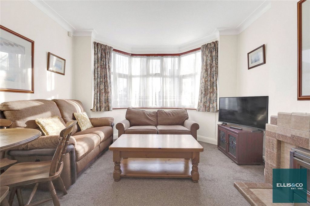 Property photo 2 of 16 Picture No. 48