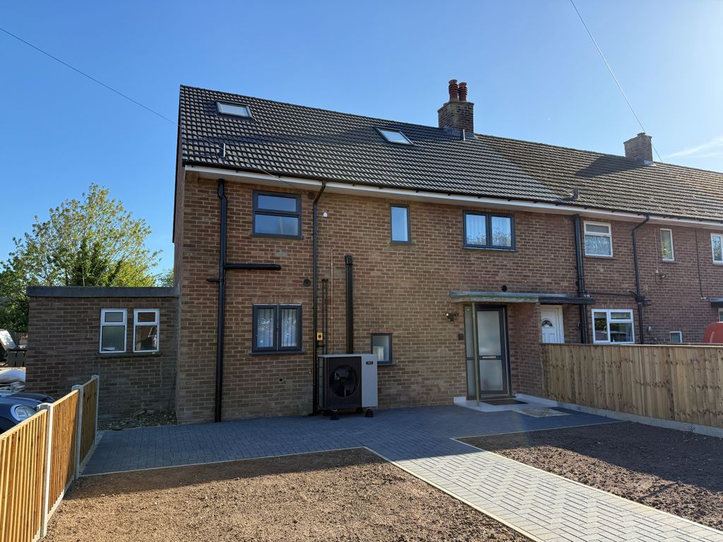 Property photo 1 of 4