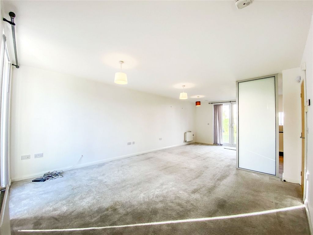 Property photo 2 of 17 Picture 2