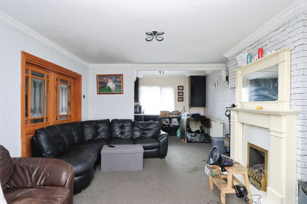 Property photo 2 of 13 Image 2