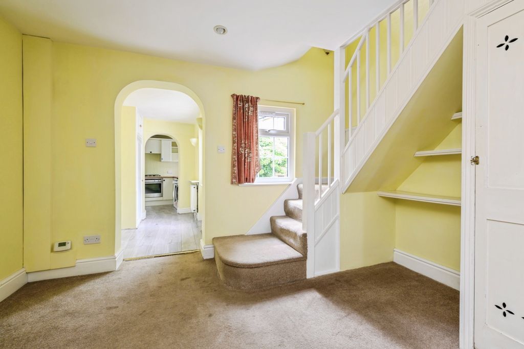 Property photo 3 of 12 Pbox-Img.Jpg