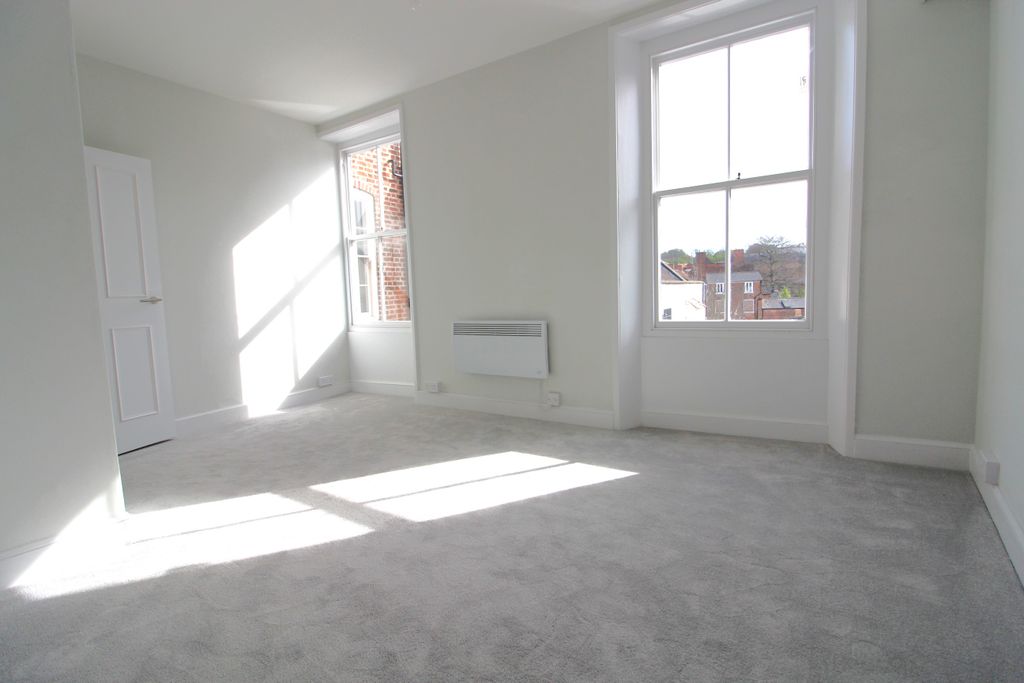 Property photo 2 of 6 Img_9058