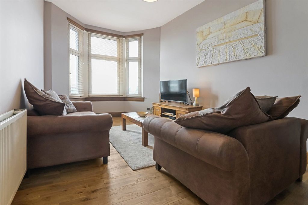 Property photo 2 of 21 Picture No. 04