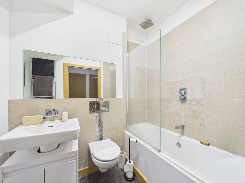 Additional image 9 of 2 bed flat for saleLyon Court, Walsworth Road, Hitchin SG4