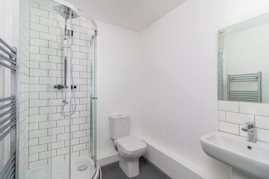 Property photo 3 of 3 Bathroom