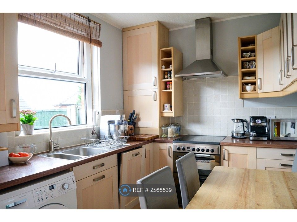 Property photo 2 of 30
