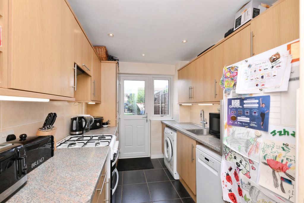 Property photo 3 of 16