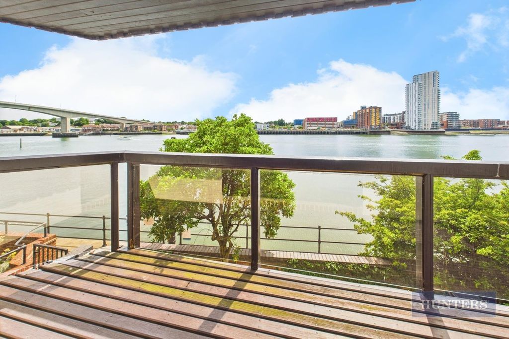 Property photo 3 of 18 Beaa627B-Cam05152G0-Pr0154-Still031.Jpg