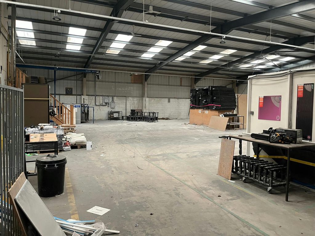 Property photo 2 of 6 2.Jpg