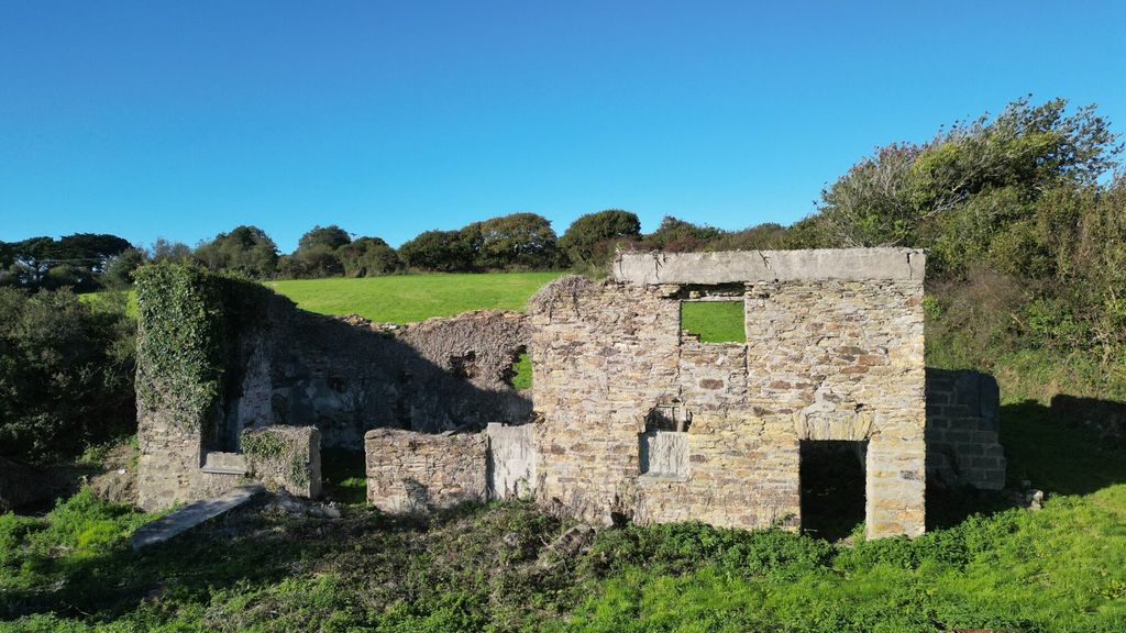 Property photo 3 of 10