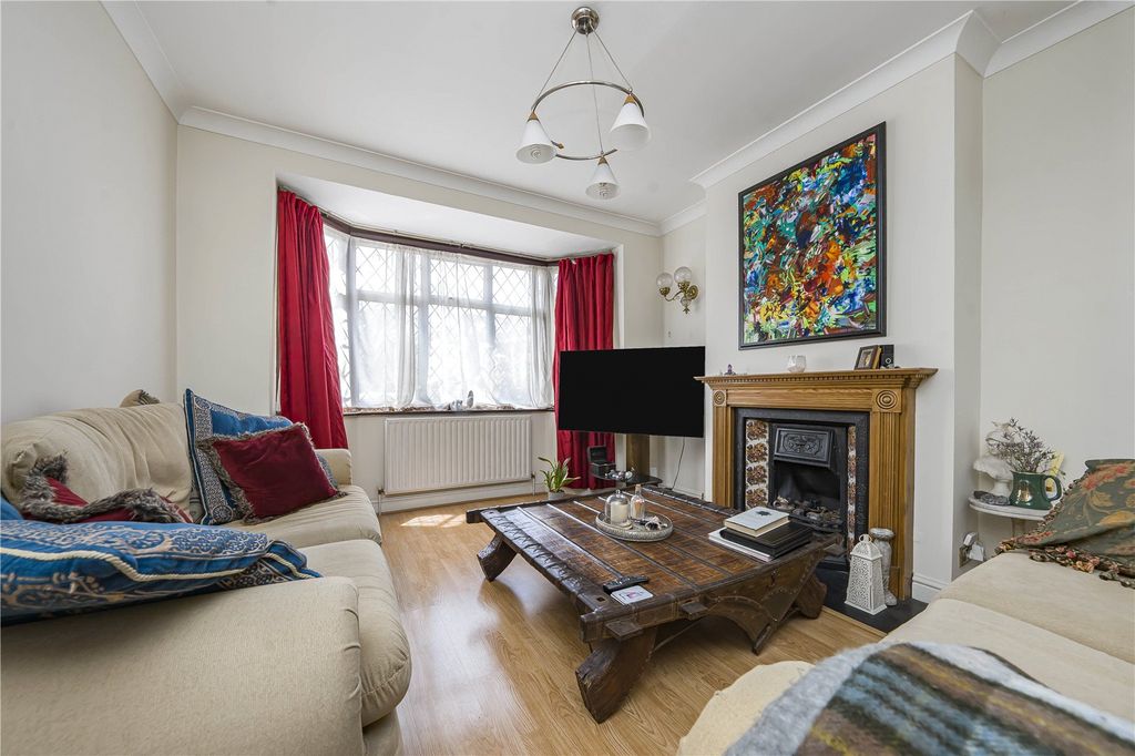 Property photo 3 of 14 Reception Room