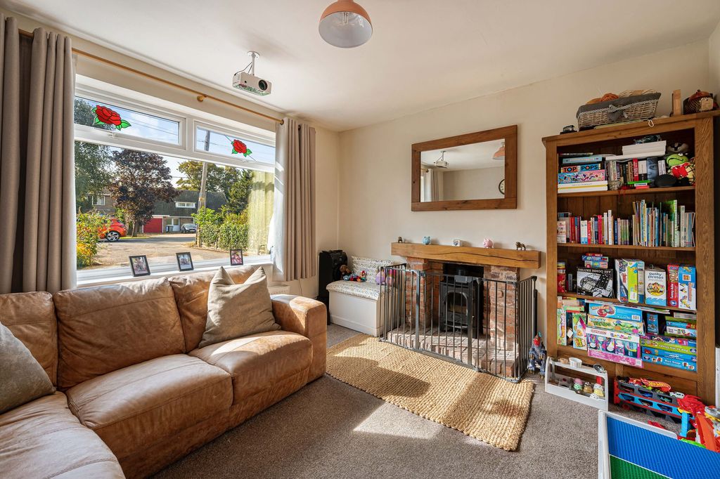 Property photo 2 of 35