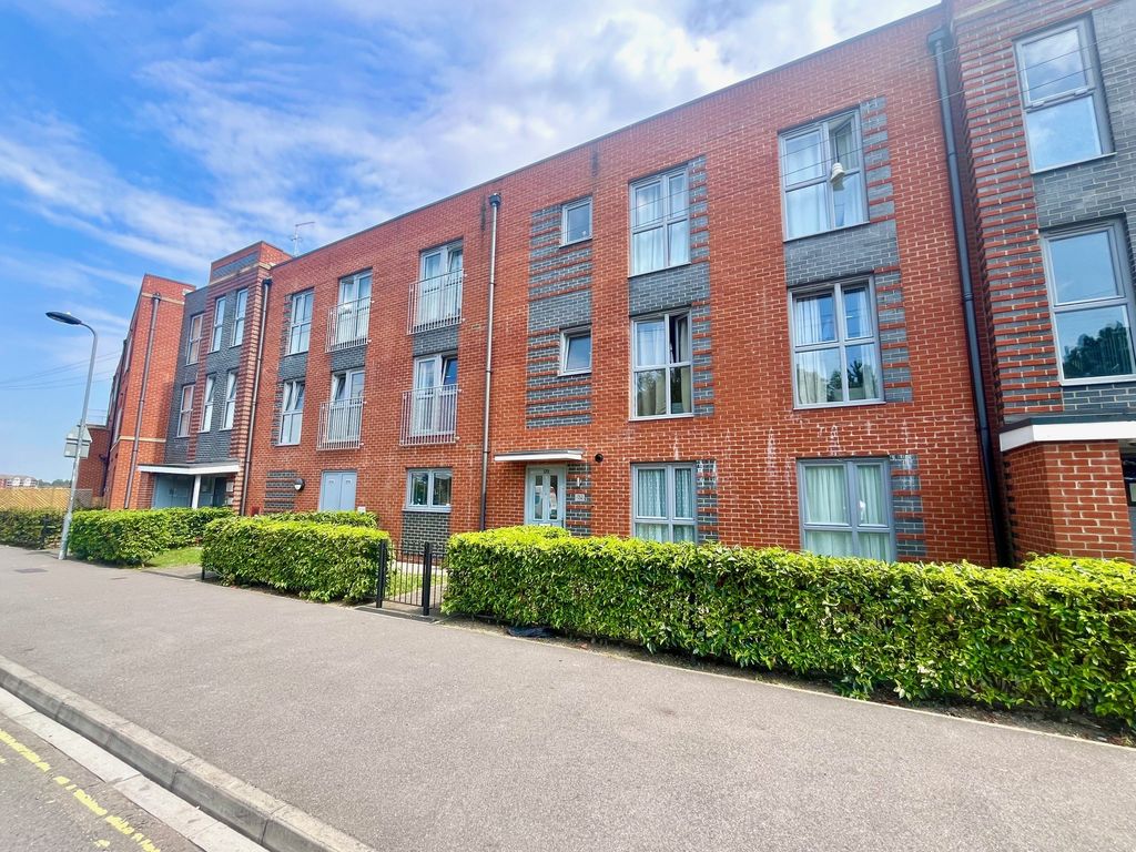 Property photo 1 of 10