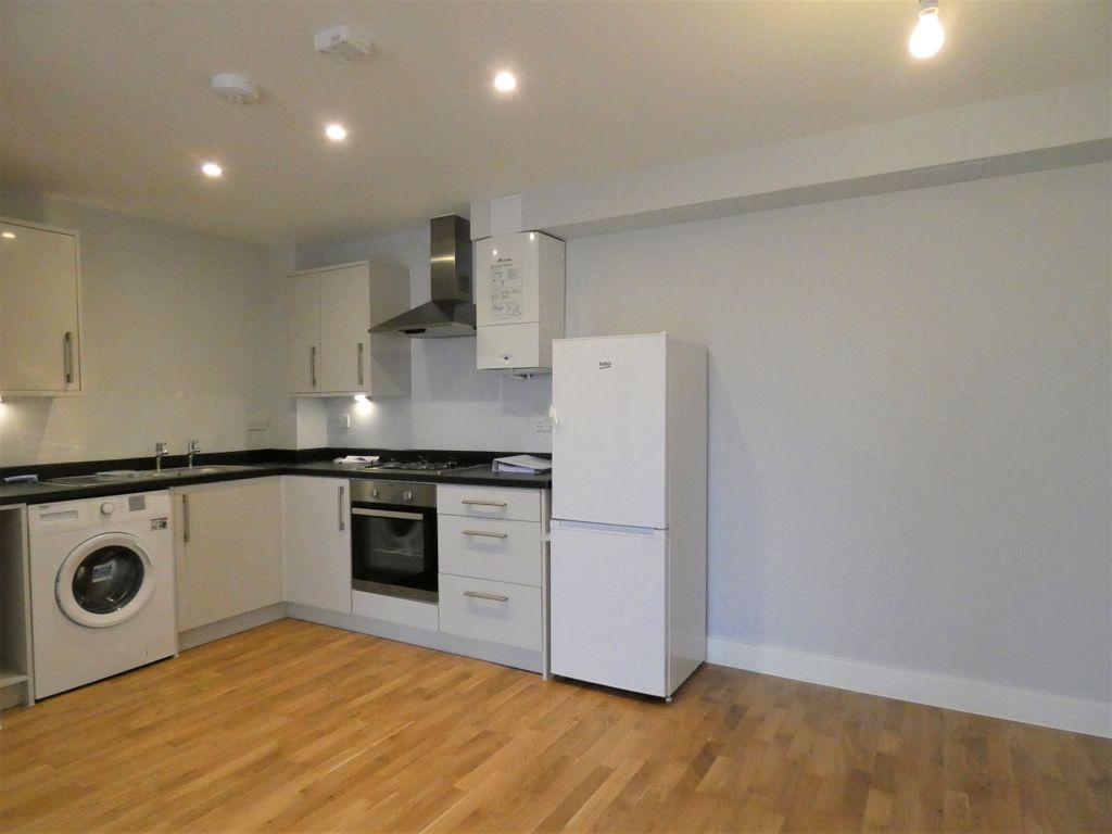 Property photo 1 of 7 P1000371.Jpg