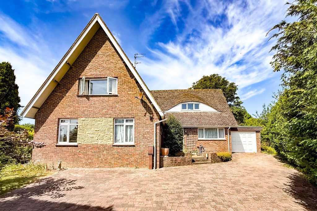 Property photo 1 of 35