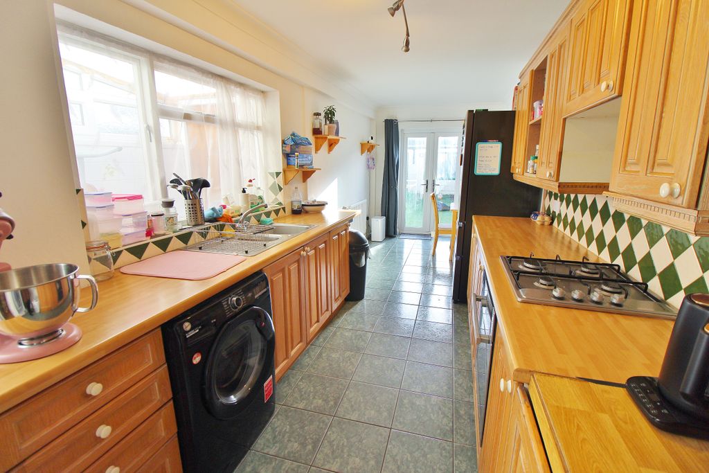 Property photo 3 of 14