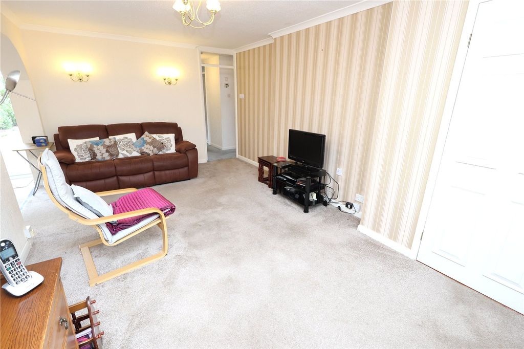 Property photo 3 of 18 Picture No. 11