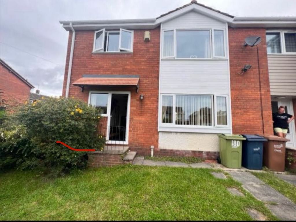 Property photo 1 of 1
