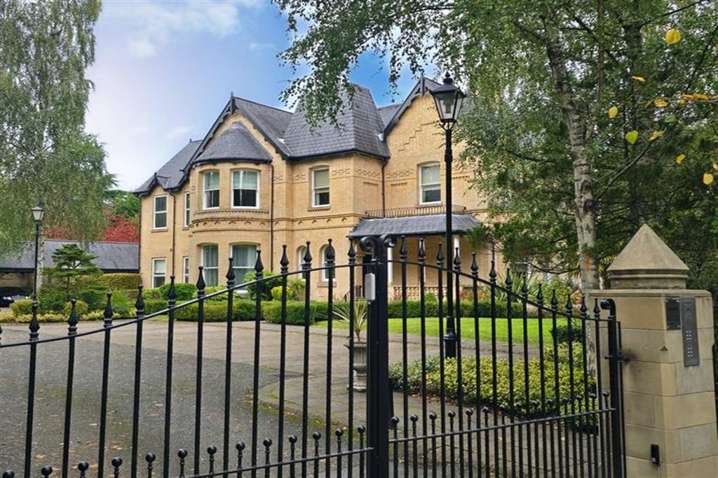 Property photo 2 of 28 (Main)