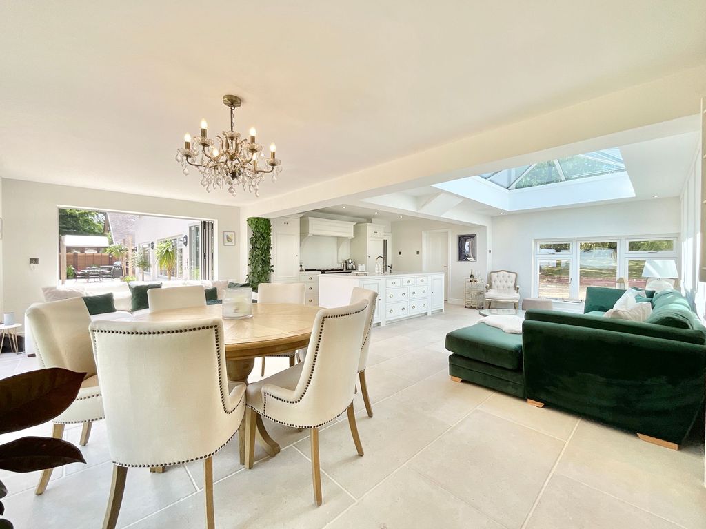 Property photo 2 of 55