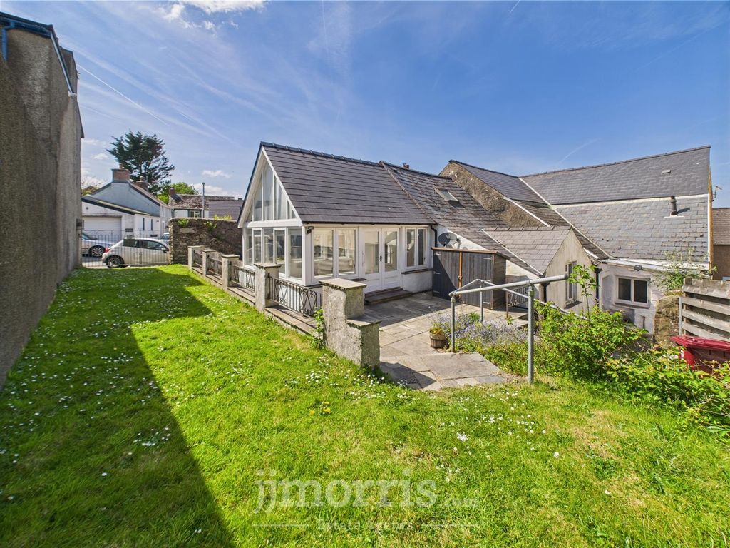 Property photo 1 of 38 Cam02122G0-Pr0304-Still028.Jpg