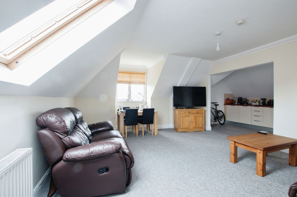 Property photo 3 of 17 Photography