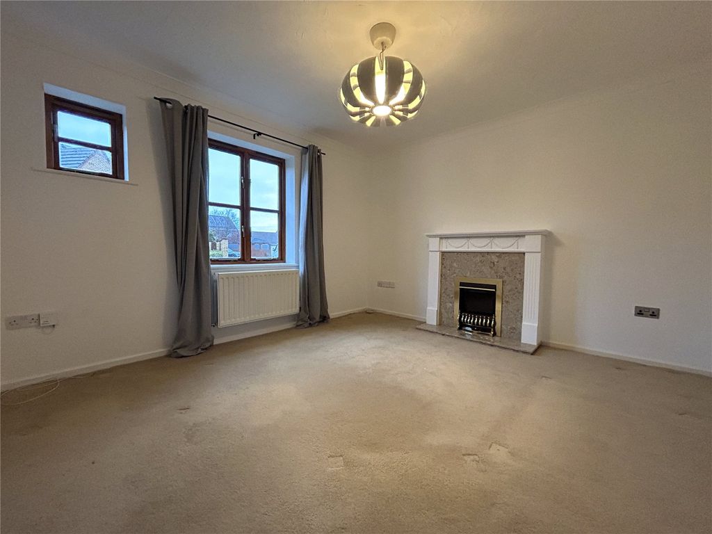 Property photo 2 of 10 Picture No. 02